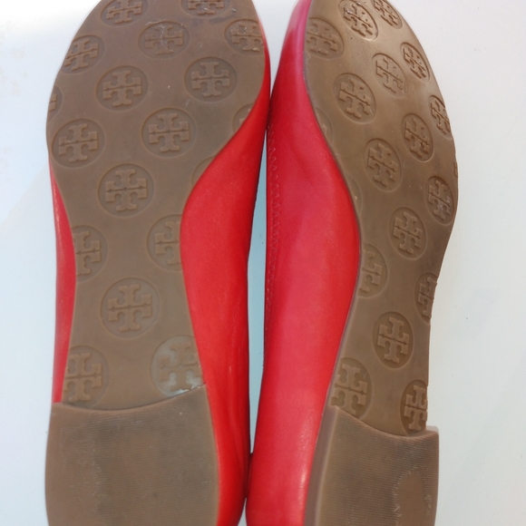 Tori Burch Red Slippers - Picture 3 of 13